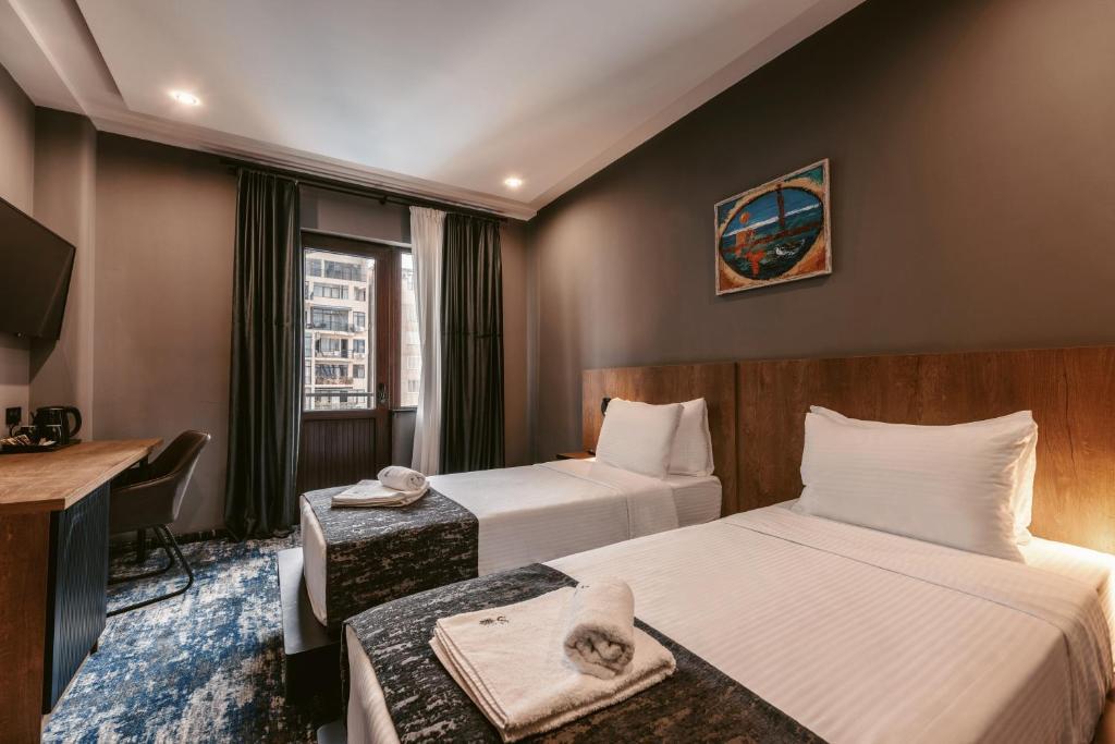 Hotel Sympatia Tbilisi Buitenkant foto