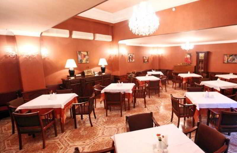 Hotel Sympatia Tbilisi Buitenkant foto