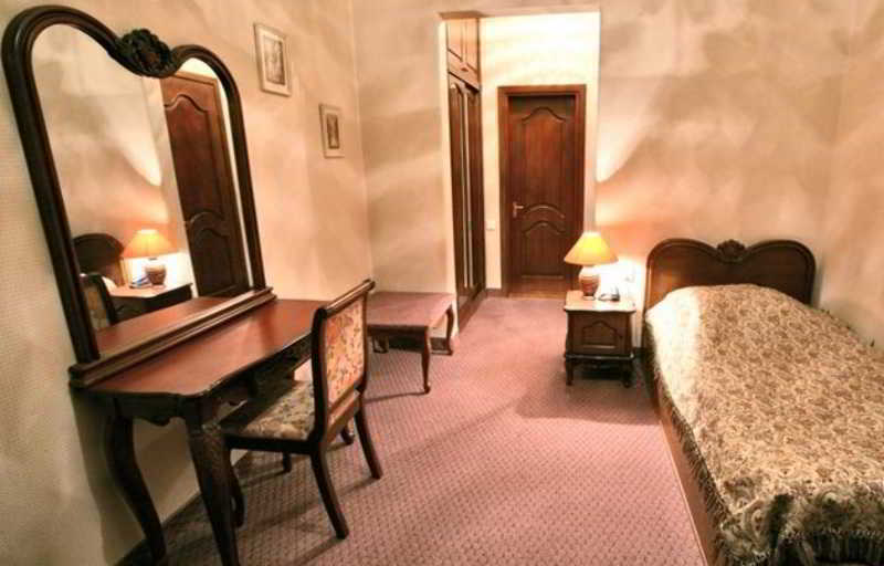Hotel Sympatia Tbilisi Buitenkant foto