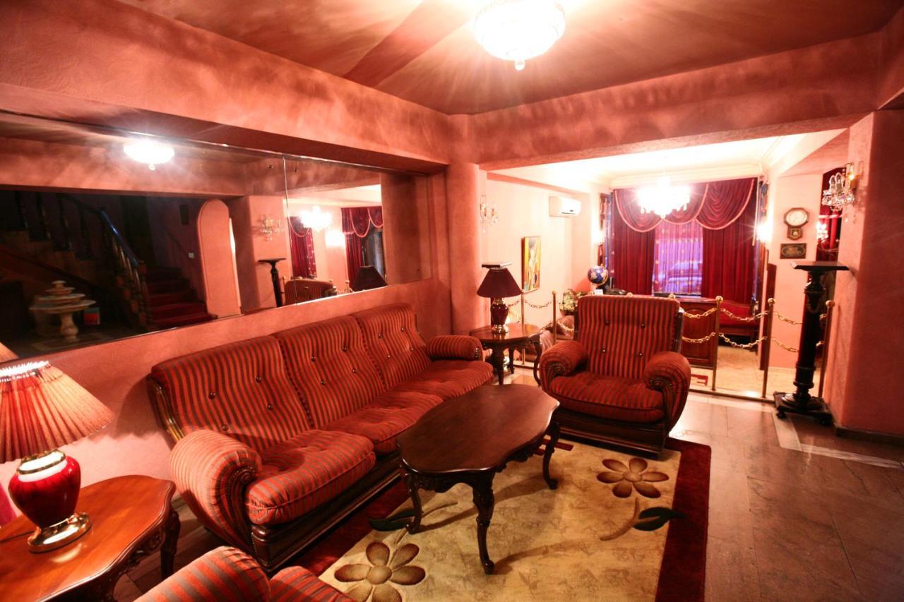 Hotel Sympatia Tbilisi Buitenkant foto